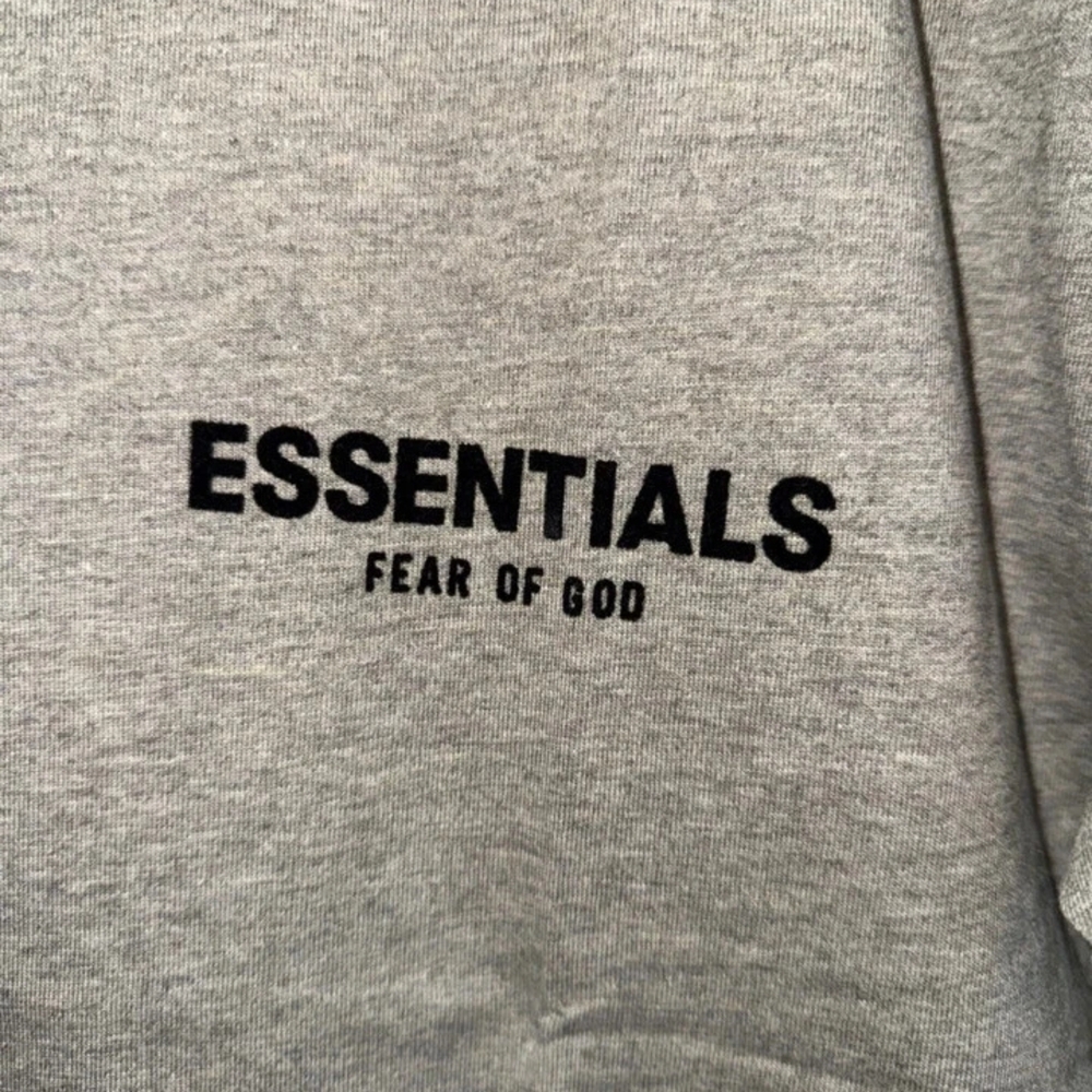NWT FEAR OF GOD ESSENTIALS T-SHIRT SS22 "Dark Oatmeal" AUTHENTIC - Picture 4 of 8